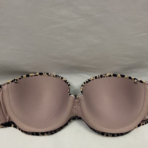 Victoria’s Swim Leopard Print Bikini Swim Top 32D - Picture 4 of 7